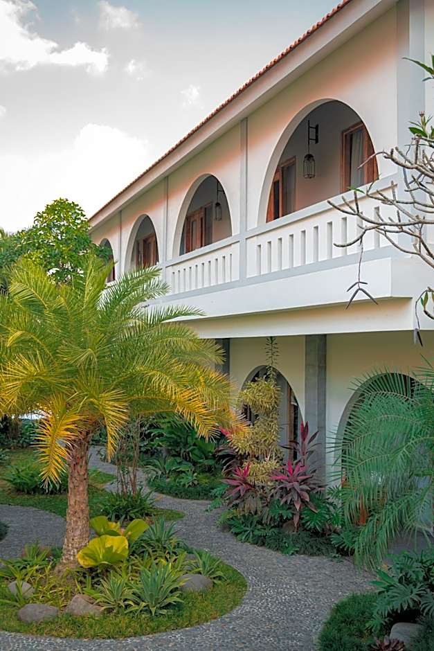 MAHALONA BALI STAY