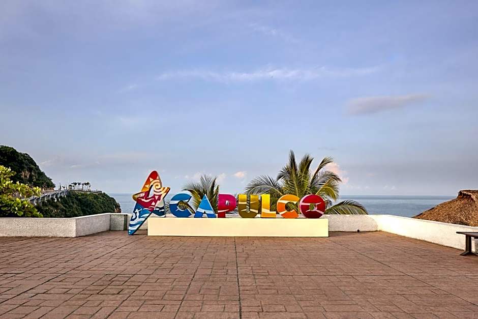 One Acapulco Diamante