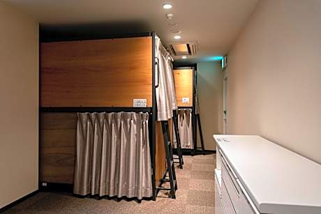Bunk Bed in Mixed Dormitory Room