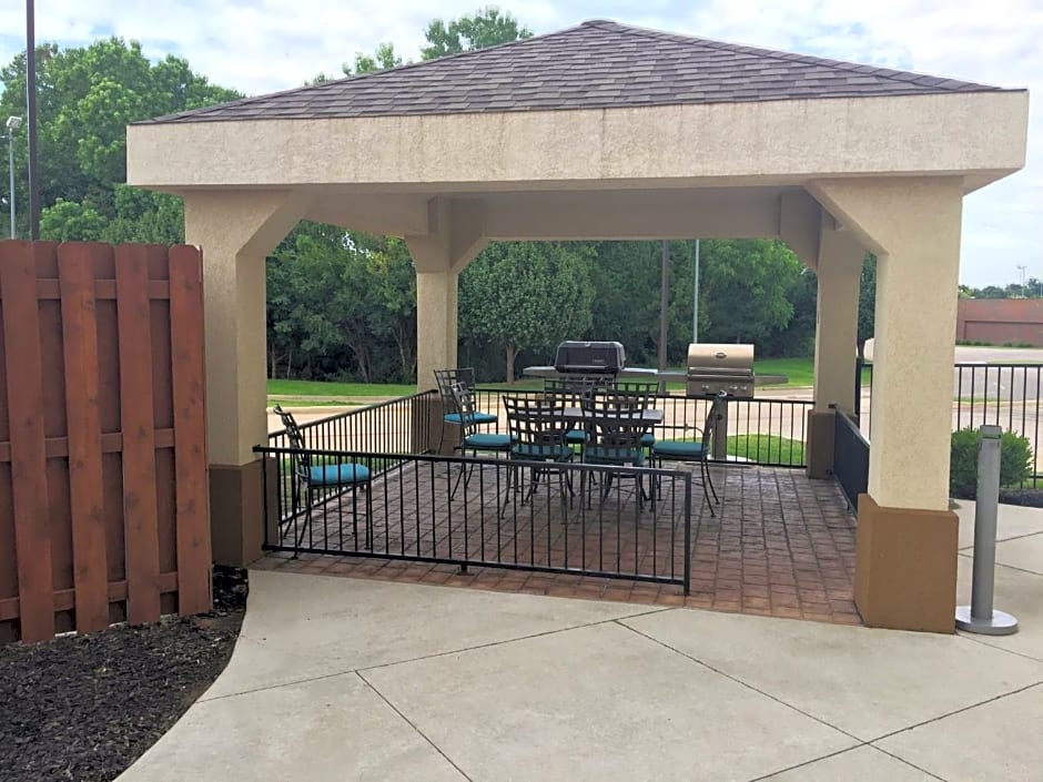 Candlewood Suites Woodward By IHG