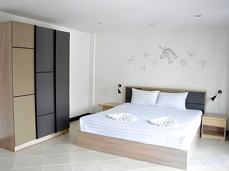 Kata Station Boutique Hotel, Kata Beach