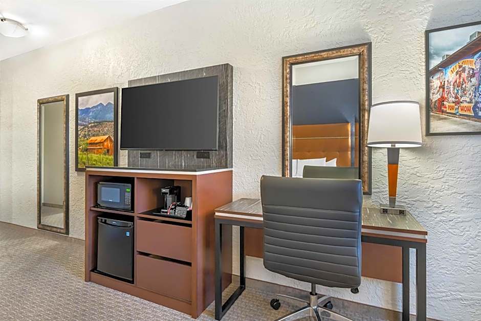 Drury Plaza Hotel Flagstaff
