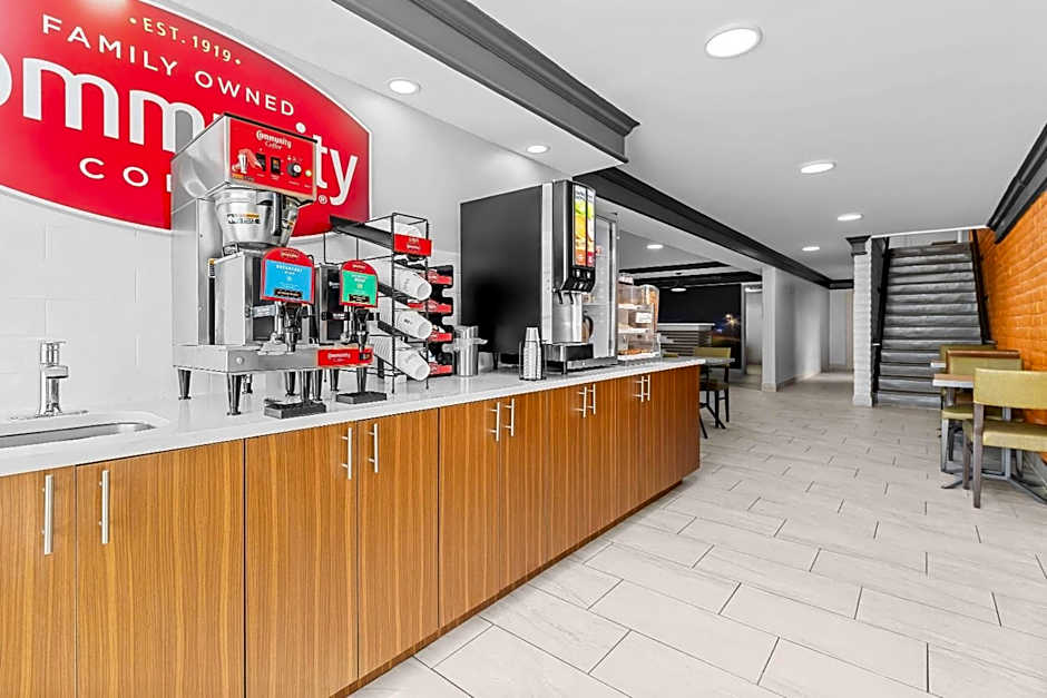 La Quinta Inn & Suites by Wyndham Huntsville Research Park