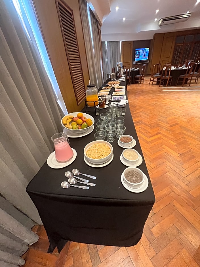 Hotel Catalinas Tucuman