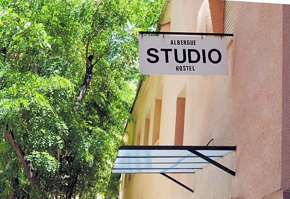 Hostel Albergue Studio