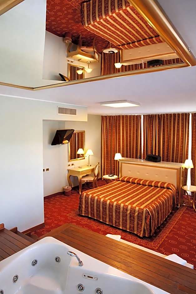 LVG Hotel Collection - Riz
