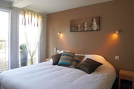 Double or Twin Room with Garden View