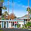 Travelodge by Wyndham Bakersfield