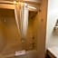 Iron Mountain Inn & Suites MI US 2