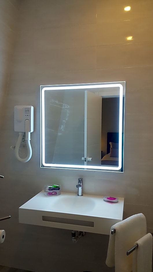 Grande Pensao Residencial Alcobia