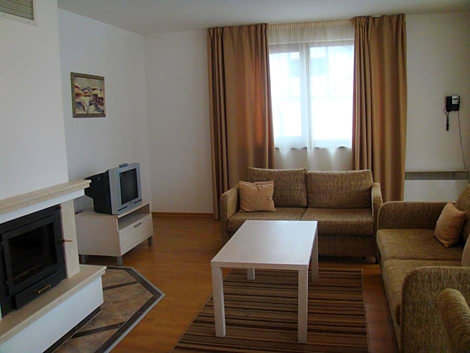 Photo 1 of 6 of 2 Bedroom Apartment, Balcony