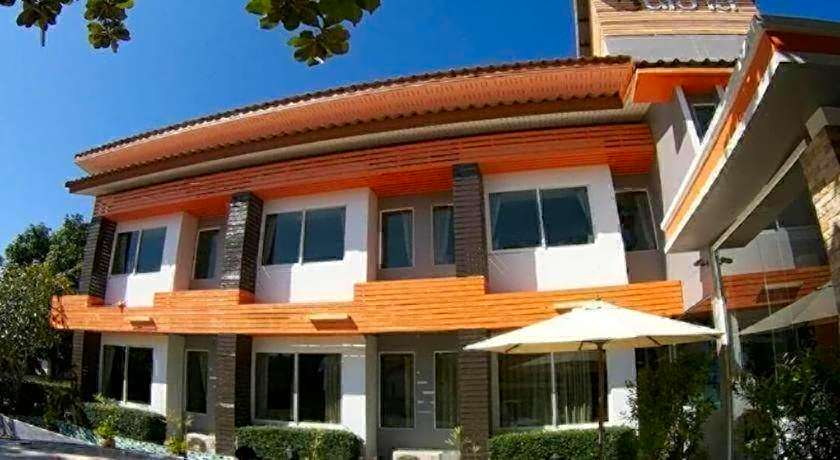 Winhouse Hotel