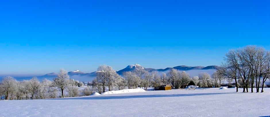 LOGIS LAS CROZAS La Poupe