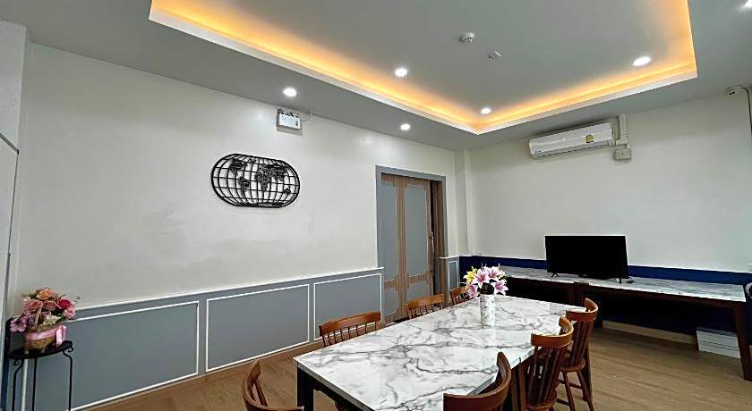USABAI Riverside Boutique Hotel