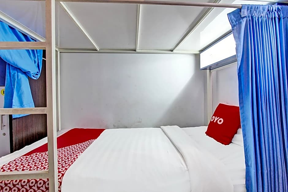 OYO 91952 Oase Hostel