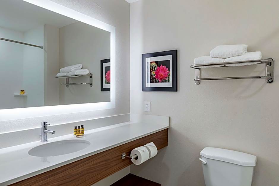 Best Western Plus Coachella Valley Inn & Suites