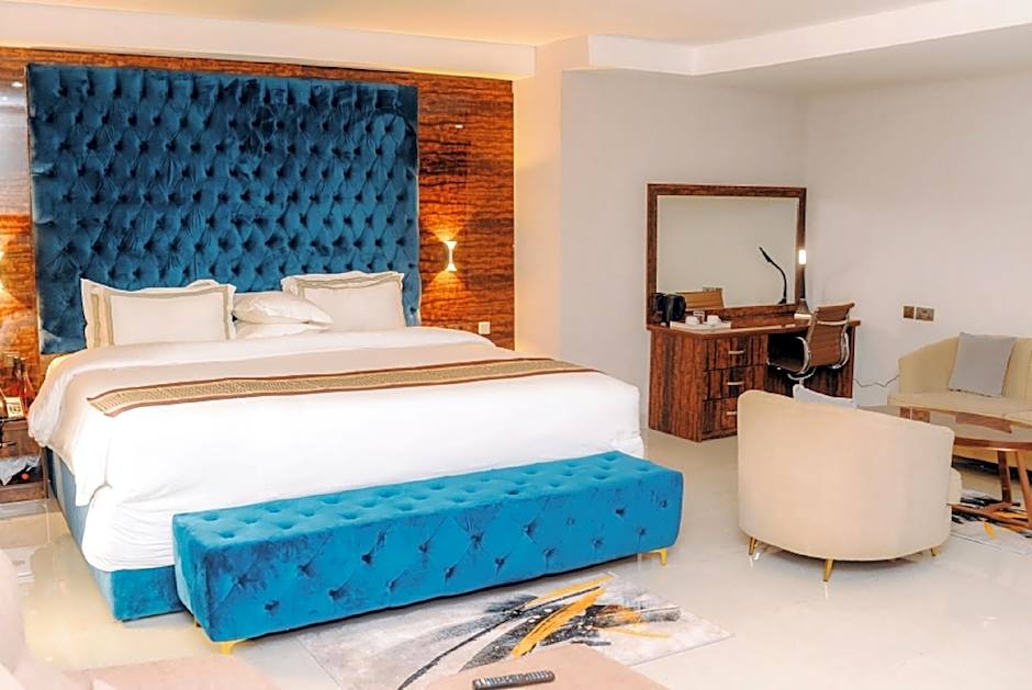 Photo 1 of 4 of Diplomatic Suite