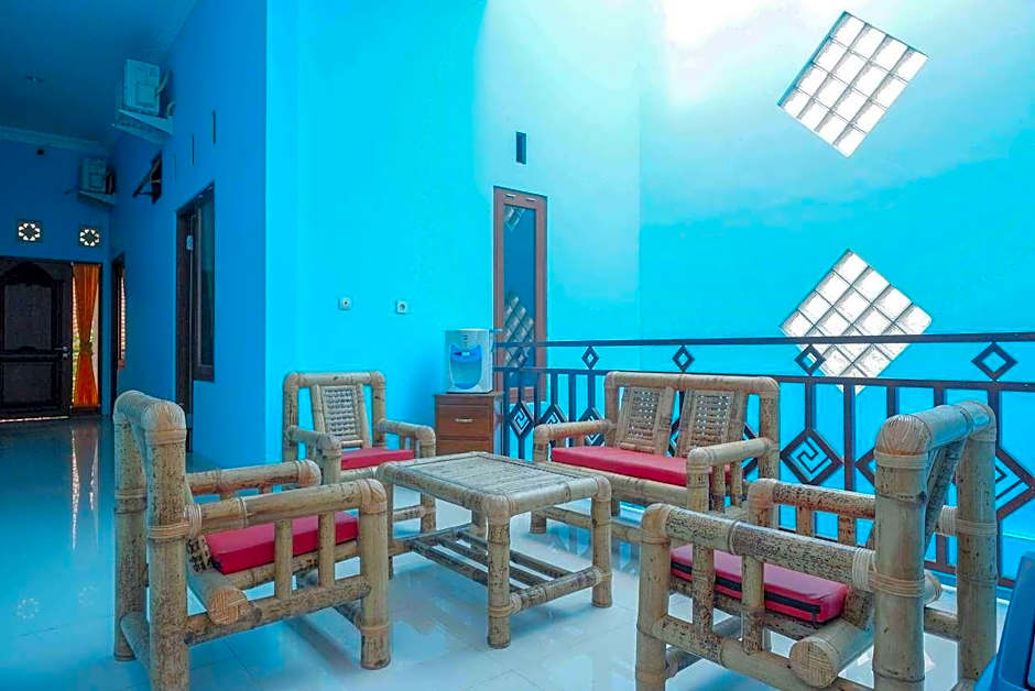 RedDoorz Syariah near Monumen Jogja Kembali