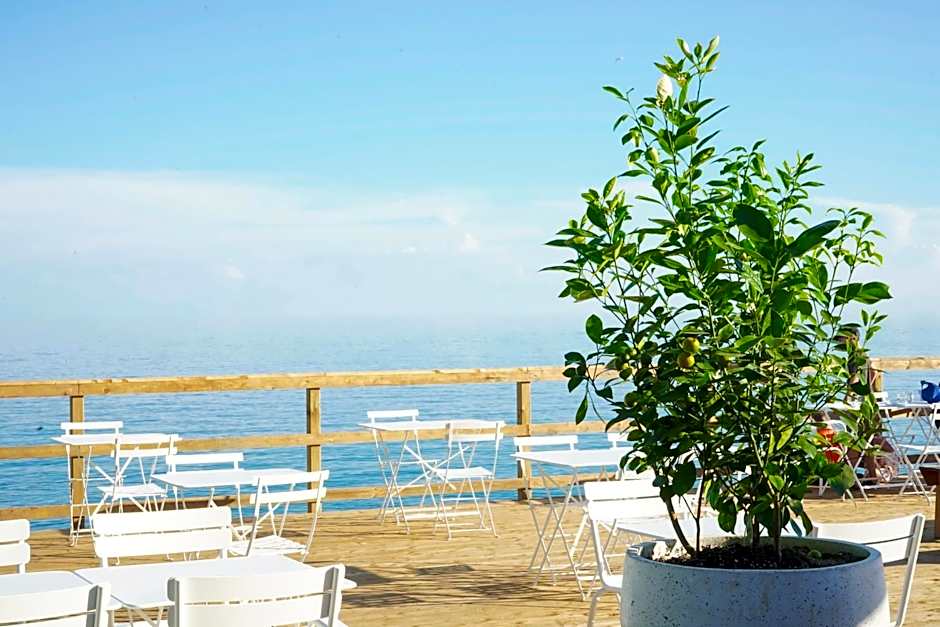 The Lakeside Prince Edward County