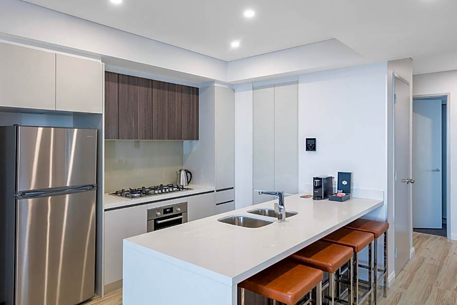 Meriton Suites Southport