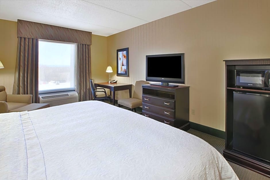 Hampton Inn By Hilton & Suites Plattsburgh