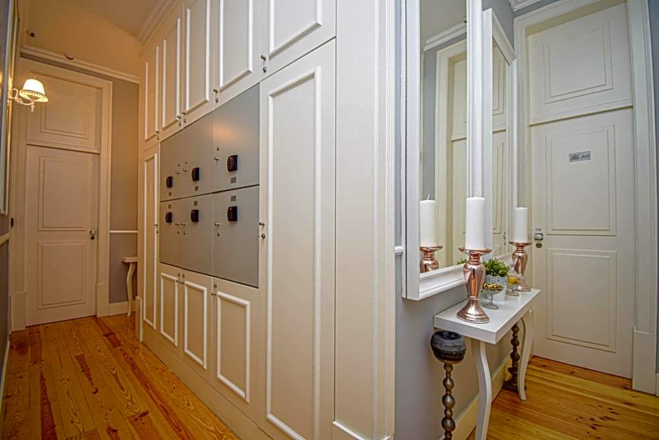 B in B Lisbon Downtown Suites