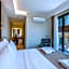 SeaTown Hotel