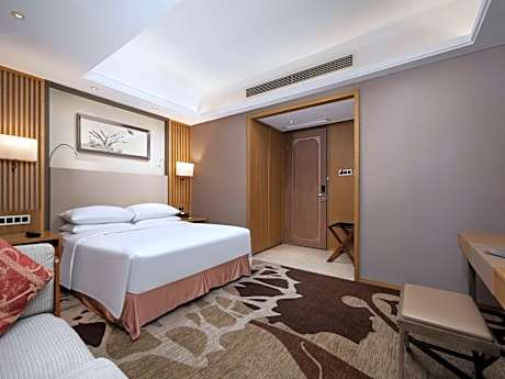 King Room - Non-Smoking