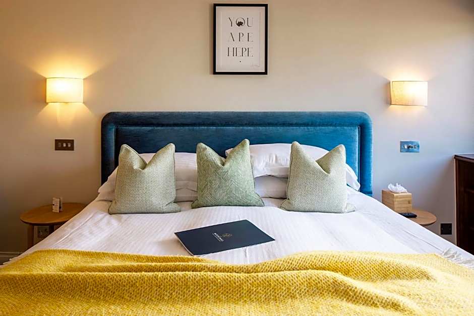 The Moorings Hotel & Restaurant