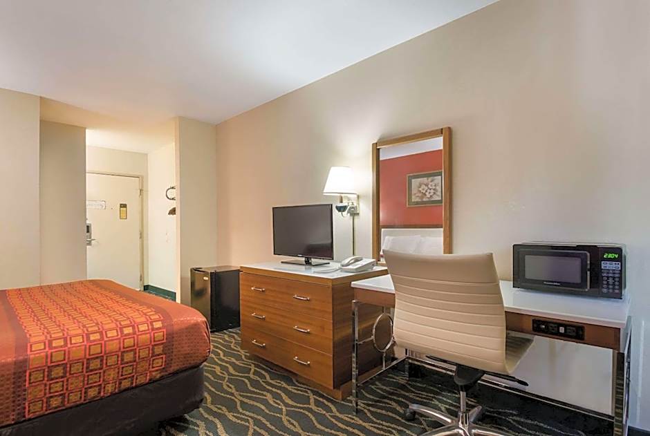 Rodeway Inn Wormleysburg - Harrisburg