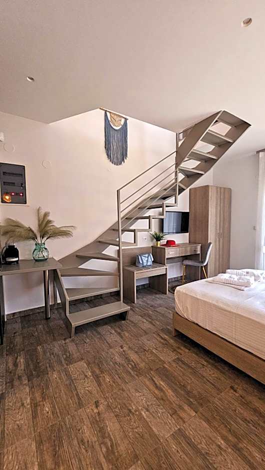 Niriides boutique suites