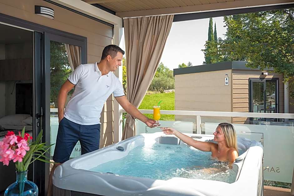 Premium Camping Homes Santa Marina, Lanterna