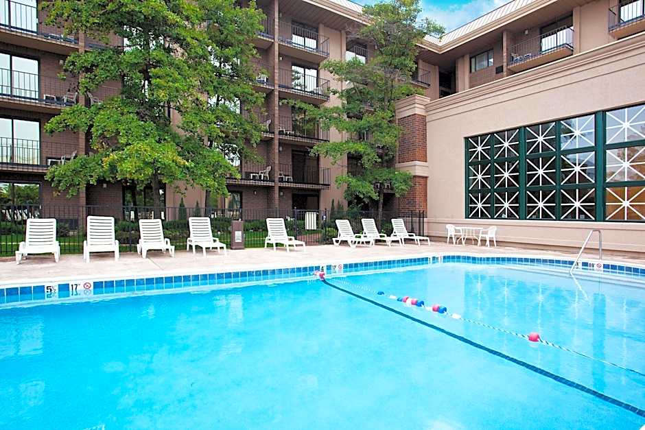Holiday Inn Express Schaumburg-Rolling Meadows By IHG