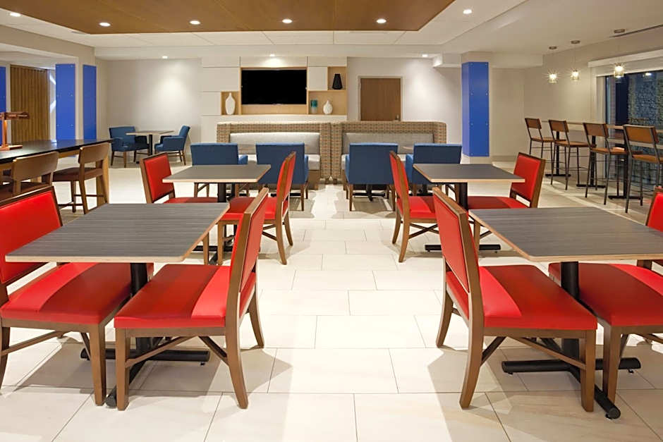 Holiday Inn Express-Des Moines Downtown By IHG