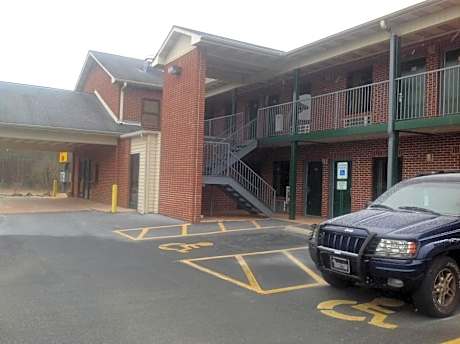 HighWay Inn
