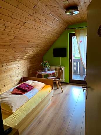 Single Room with Private Bathroom
