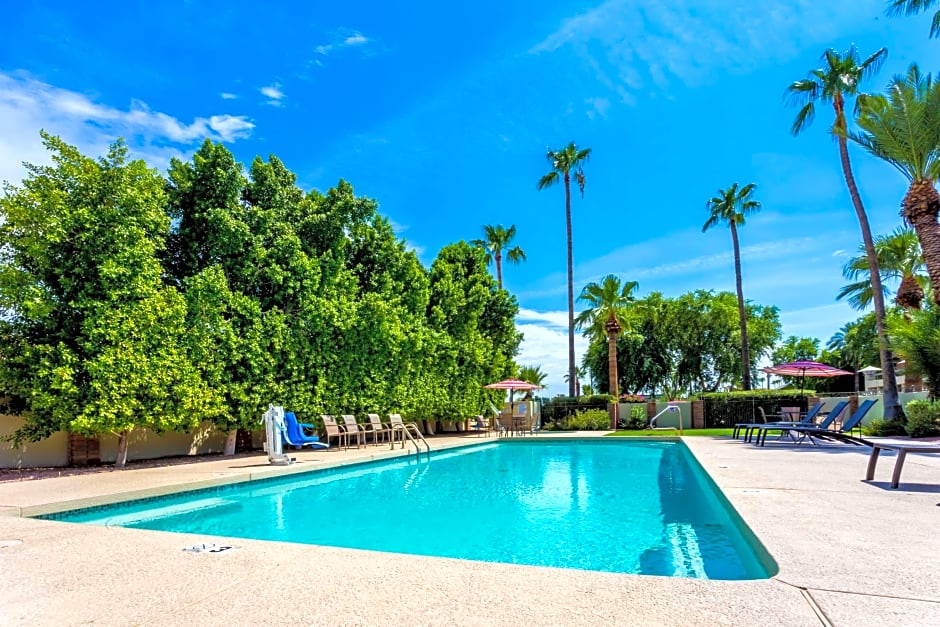 Hojo Scottsdale Old Town – Scottsdale, AZ