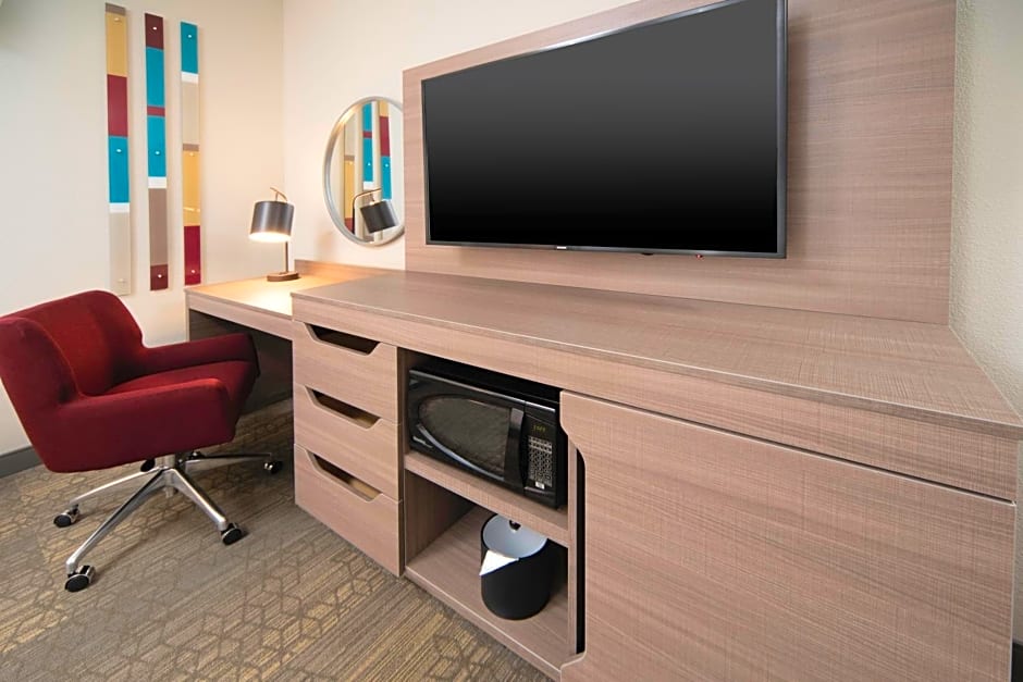 Hampton Inn & Suites Santa Maria