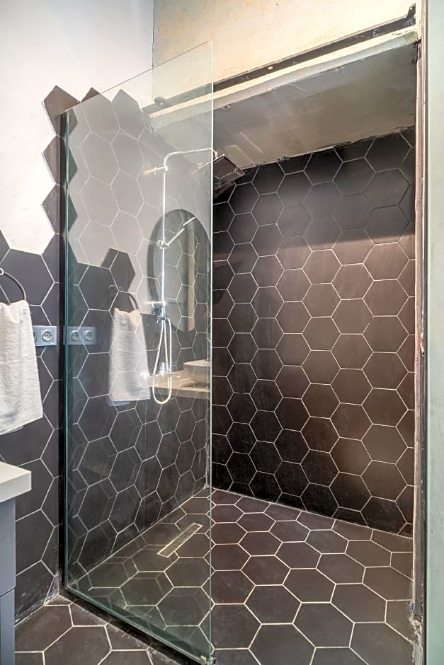 Urban Quarters - Büklü Han