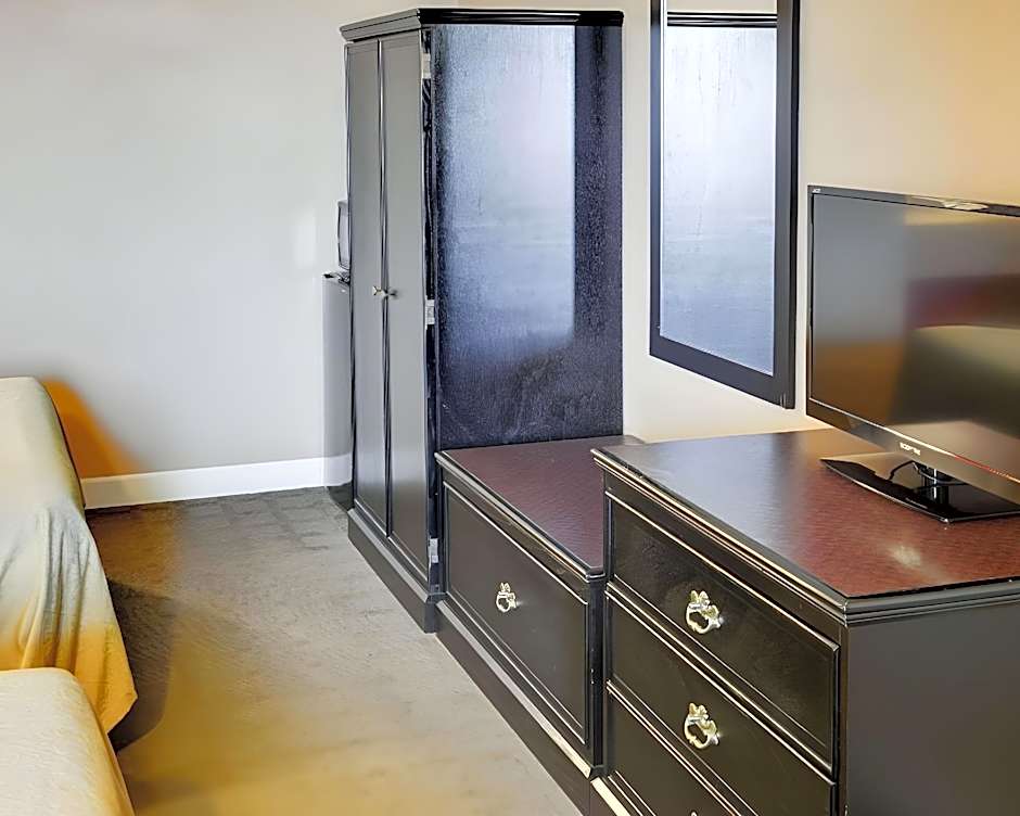 Quality Inn & Suites Hot Springs-Lake Hamilton