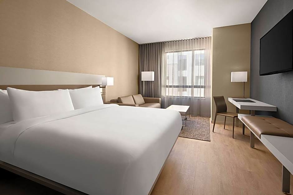 AC Hotel by Marriott Santa Rosa Sonoma Wine Country