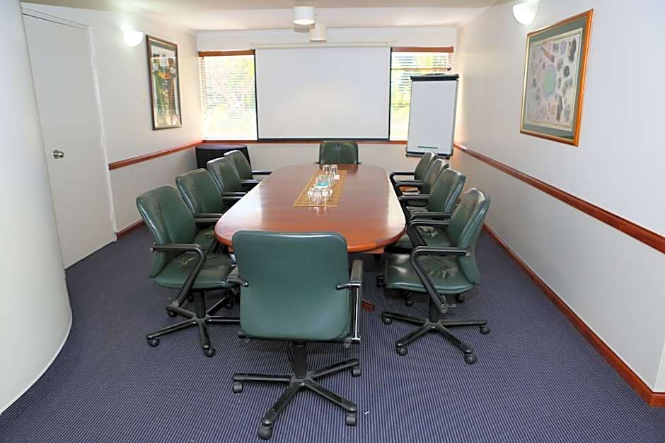 Ocean International Hotel