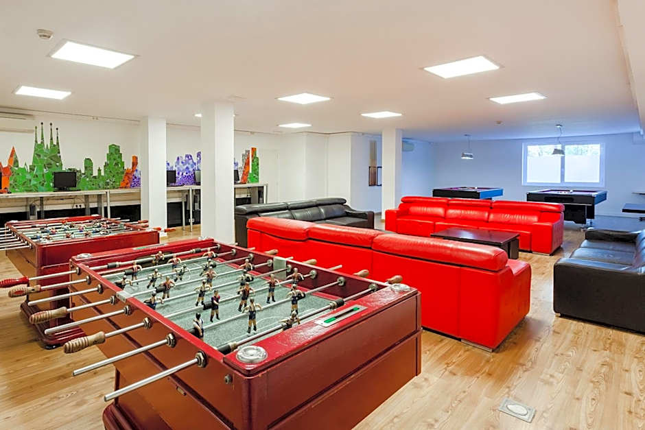 Montserrat Hotel & Training Center