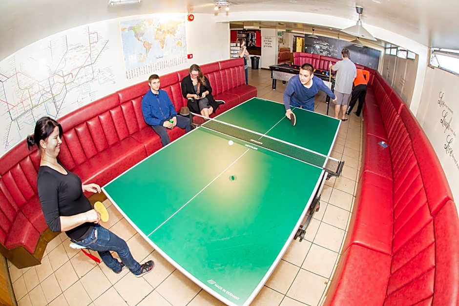 Kensal Green Backpackers