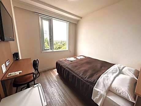 Quadruple Room (Non-smoking)