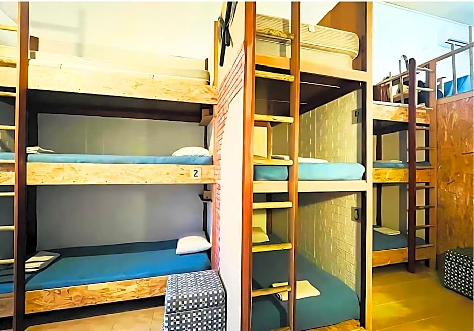 Arodes AsteriA Volunteer & Youth ECO-house