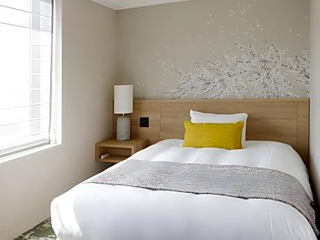 Single (Non-Smoking)