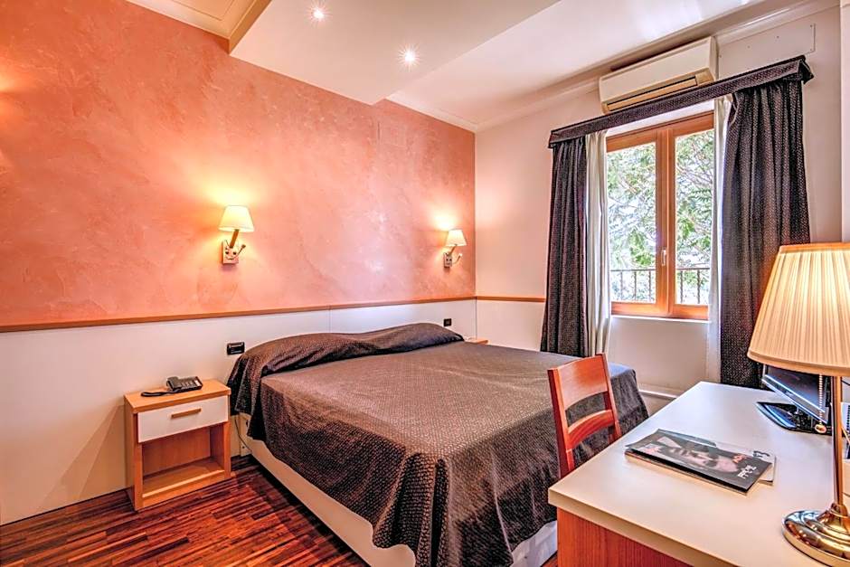 Hotel Roma Tiburtina