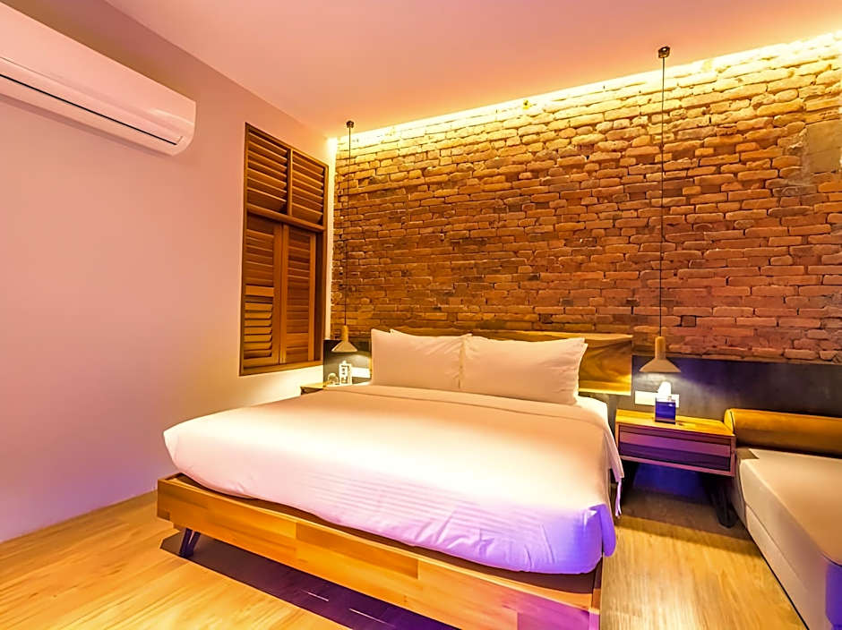Tien Terrace Macalister
