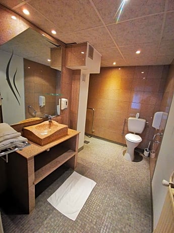 Standard Studio